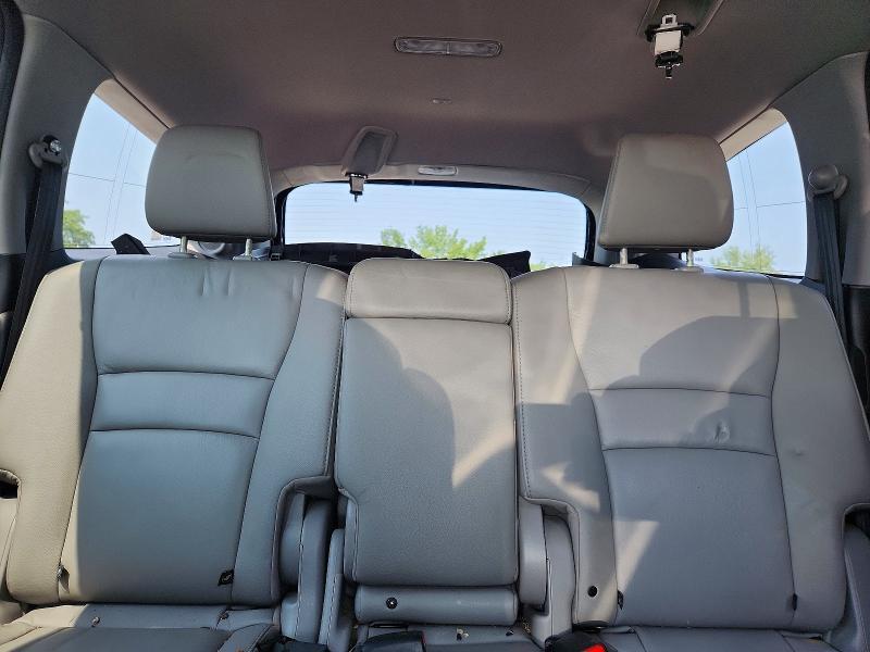 2017 HONDA PILOT TOURING — Фото 10 из 13