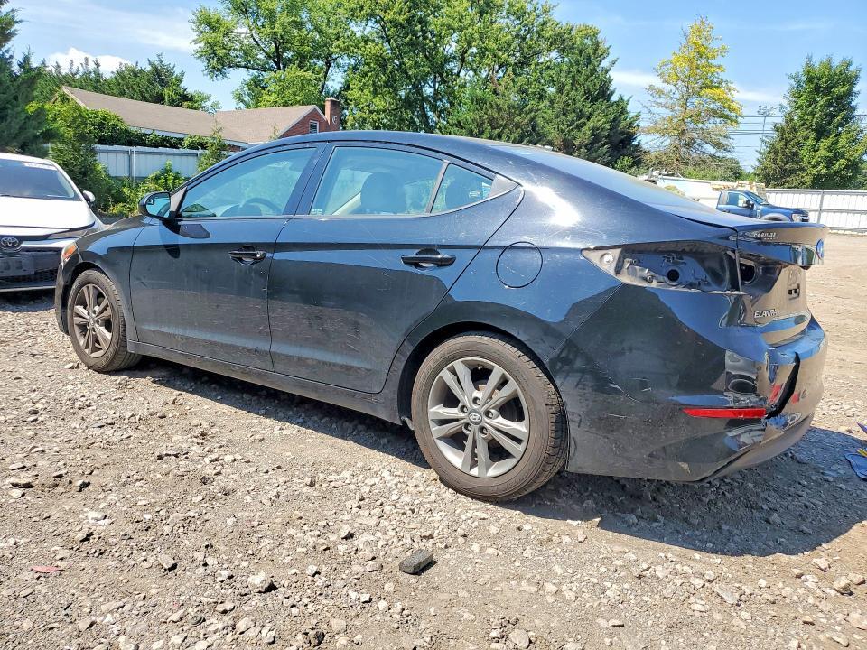 2017 HYUNDAI ELANTRA SE — Фото 2 из 12