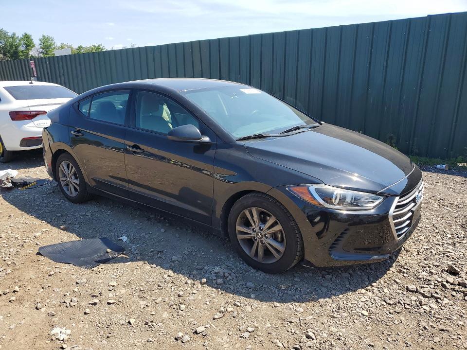 2017 HYUNDAI ELANTRA SE — Фото 4 из 12