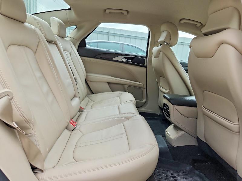 2017 LINCOLN MKZ SELECT — Фото 10 из 12
