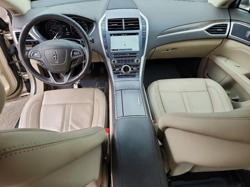 2017 LINCOLN MKZ SELECT — Фото 8 из 12
