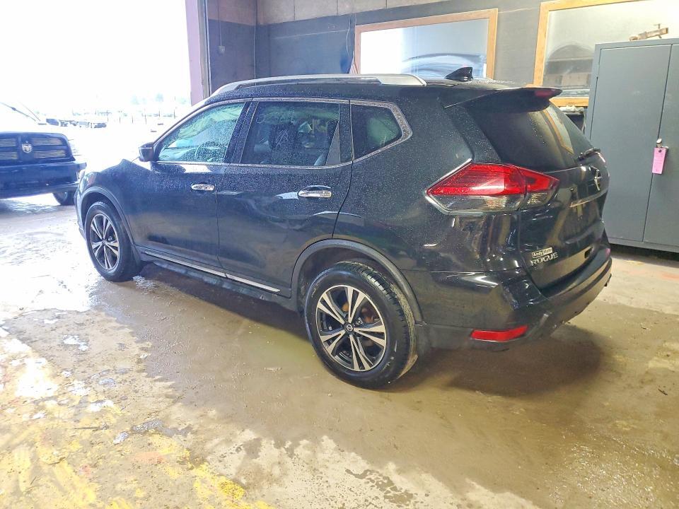 2017 NISSAN ROGUE SL — Фото 2 из 13