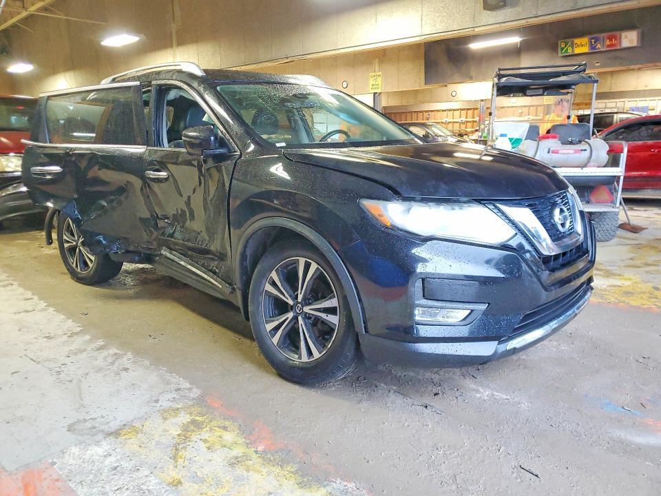 2017 NISSAN ROGUE SL — Фото 4 из 13
