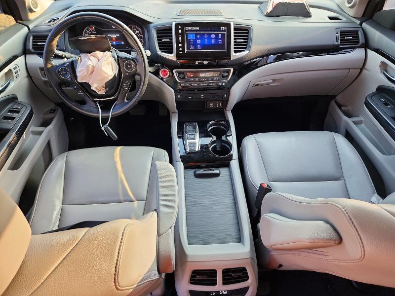 2017 HONDA PILOT TOURING — Фото 8 из 13