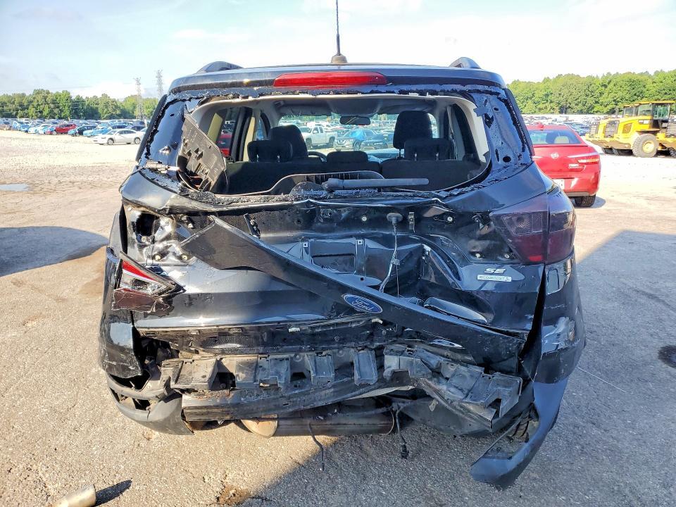 2017 FORD ESCAPE SE — Фото 6 из 12