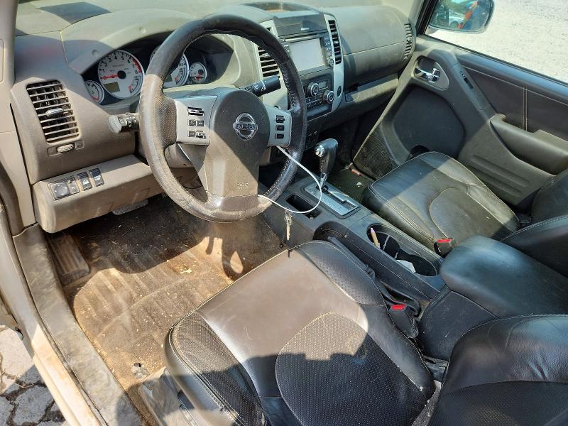2017 NISSAN FRONTIER PRO-4X — Фото 8 из 12