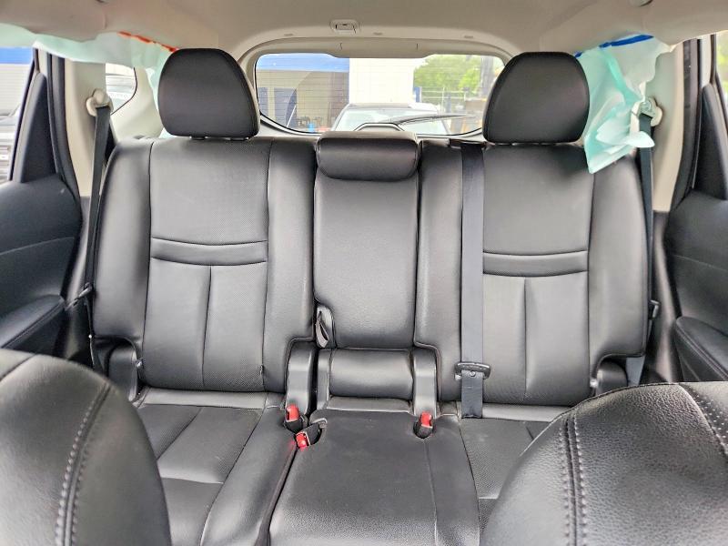 2016 NISSAN ROGUE SL — Фото 10 из 13
