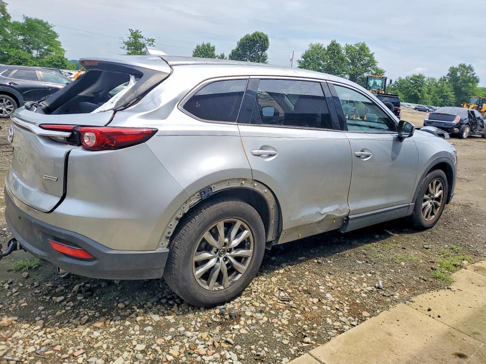 2016 MAZDA CX-9 TOURING — Фото 3 из 13