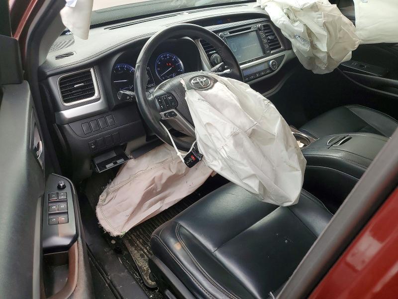 2016 TOYOTA HIGHLANDER XLE — Фото 8 из 12