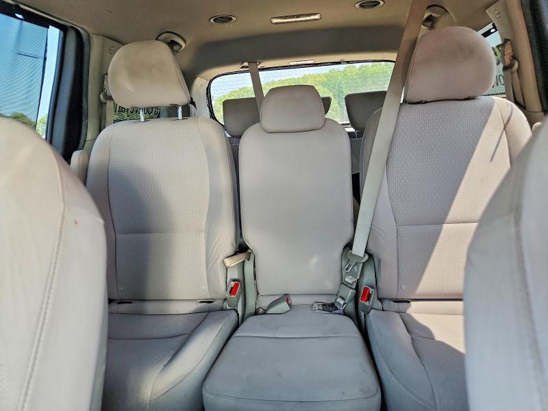 2016 KIA SEDONA LX — Фото 10 из 14