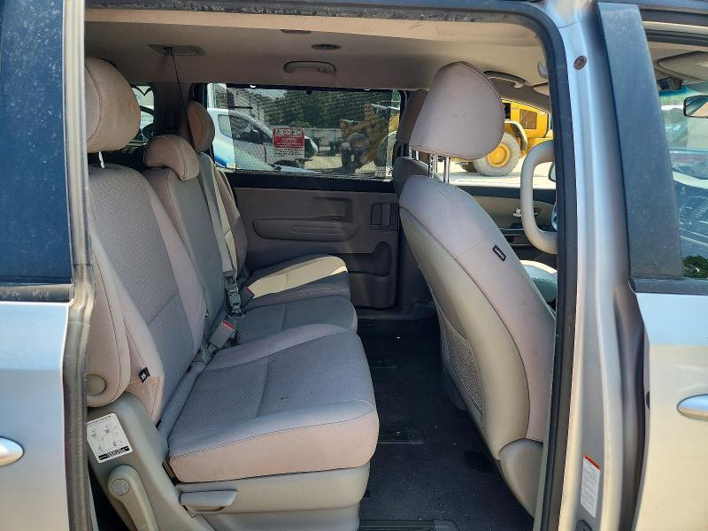2016 KIA SEDONA LX — Фото 11 из 14
