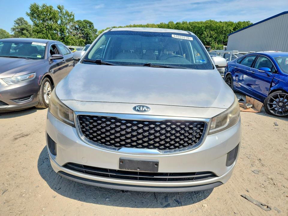2016 KIA SEDONA LX — Фото 5 из 14