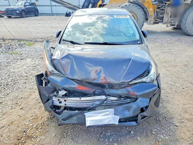 2016 TOYOTA PRIUS TWO — Фото 5 из 12