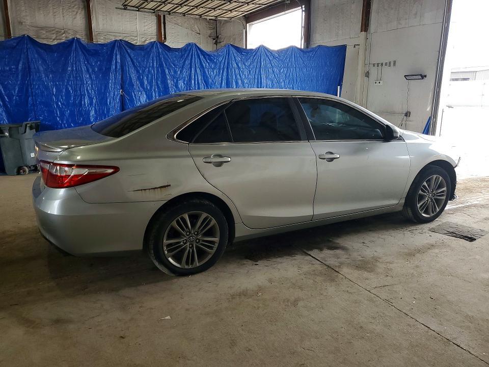 2016 TOYOTA CAMRY SE — Фото 3 из 12