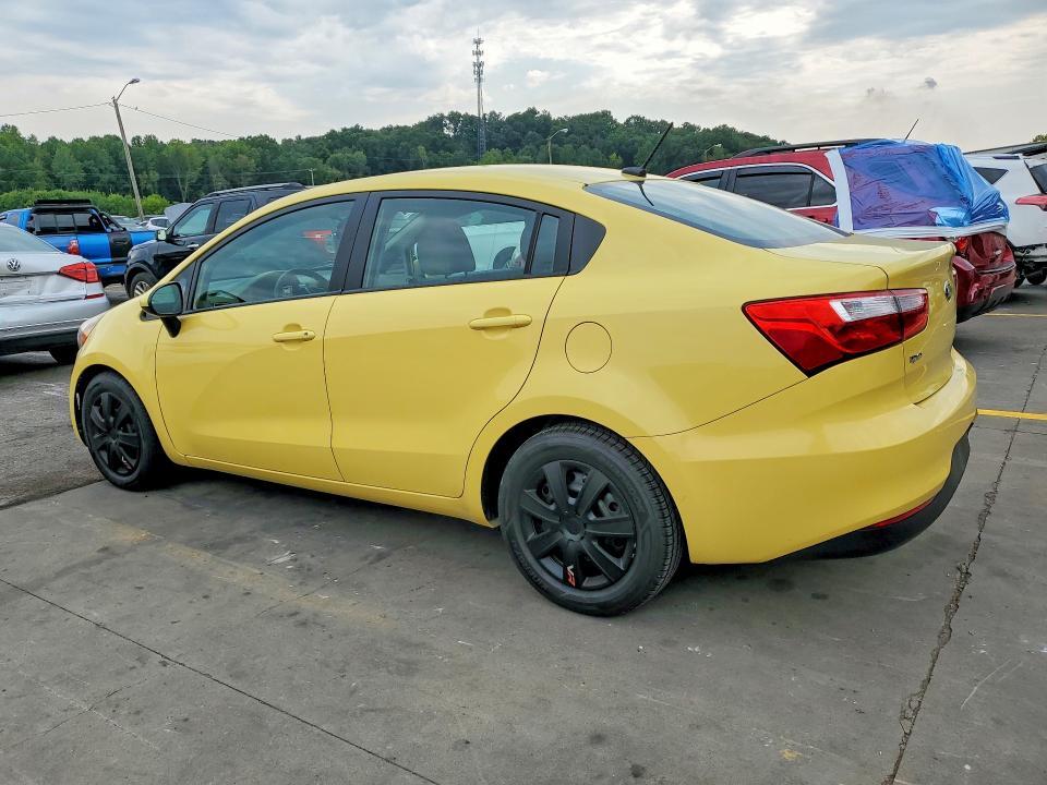 2016 KIA RIO LX — Фото 2 из 12