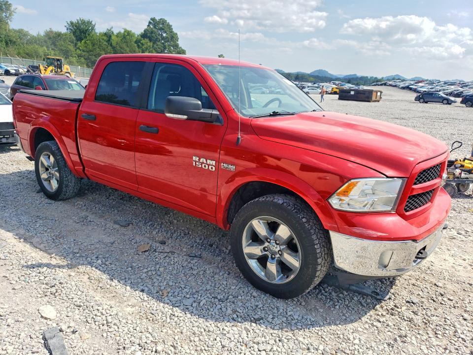 2016 RAM 1500 SLT — Фото 4 из 12
