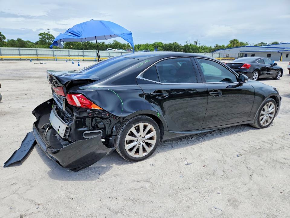 JTHBA1D21G5017585 2016 LEXUS IS photo no. 3