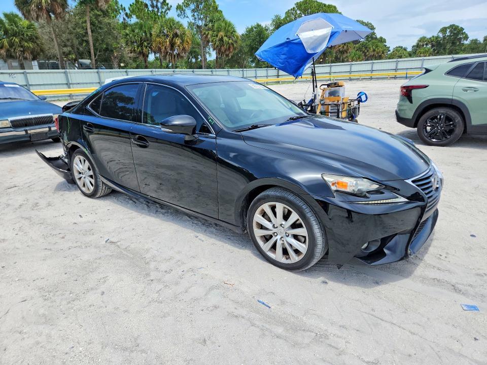 JTHBA1D21G5017585 2016 LEXUS IS photo no. 4