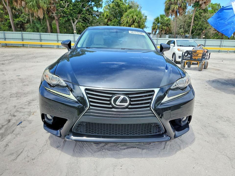 JTHBA1D21G5017585 2016 LEXUS IS photo no. 5