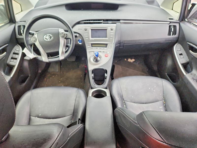 2015 TOYOTA PRIUS PERSONA SERIES — Фото 8 из 12