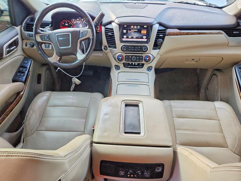 2015 GMC YUKON XL DENALI — Фото 8 из 12