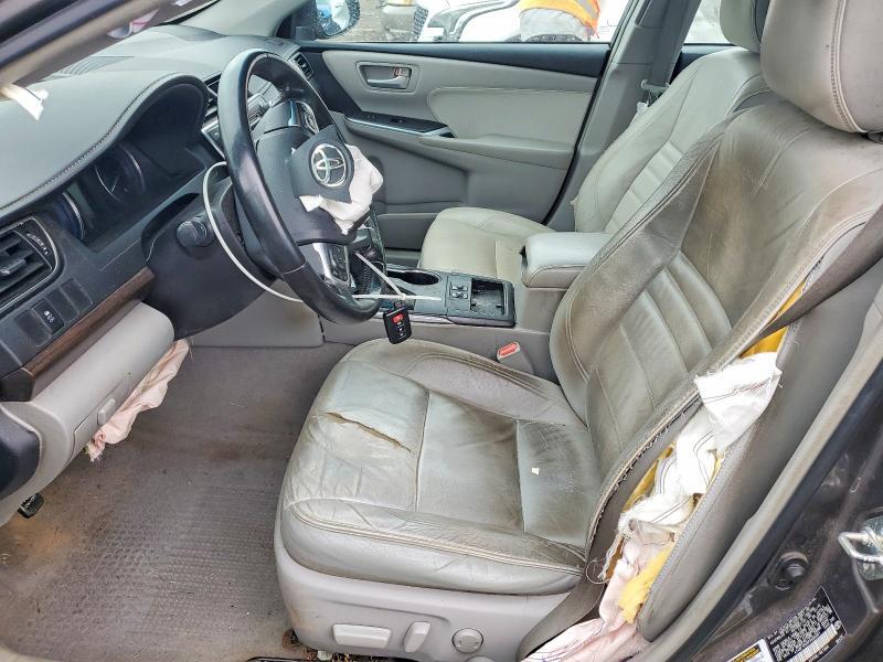 2015 TOYOTA CAMRY XLE — Фото 7 из 12