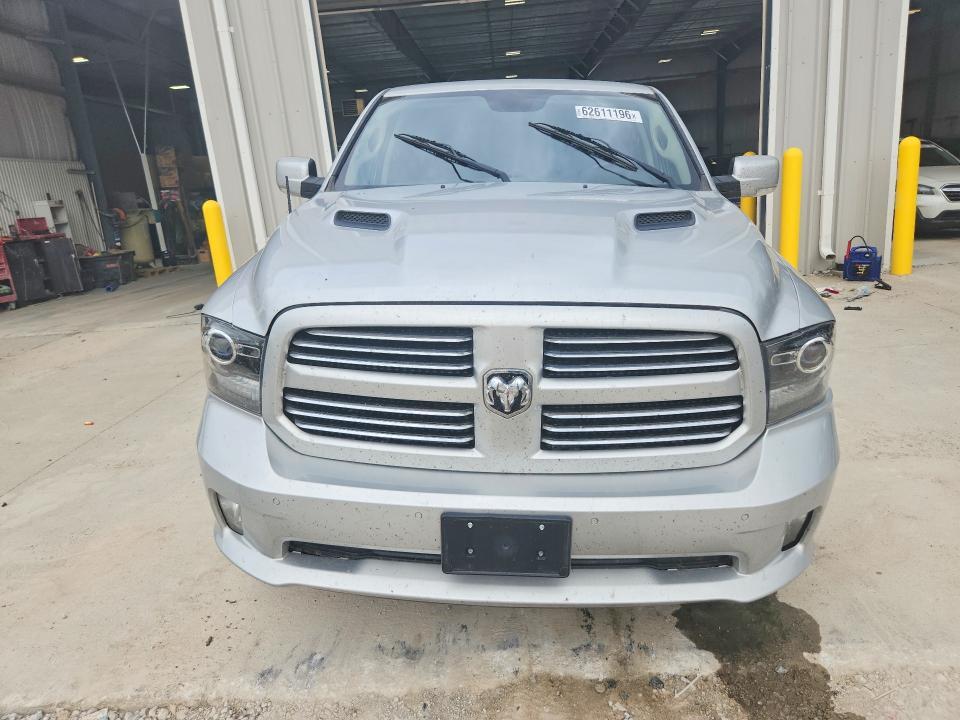 2015 RAM 1500 SPORT — Фото 5 из 12