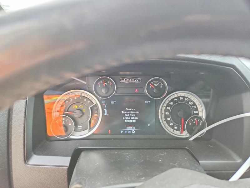 2015 RAM 1500 SPORT — Фото 9 из 12