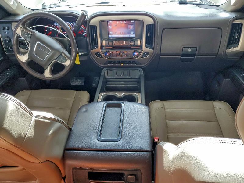 2015 GMC SIERRA K2500 DENALI — Фото 8 из 12