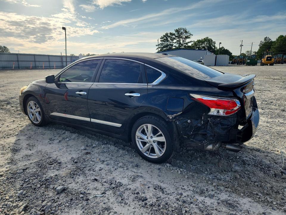 2015 NISSAN ALTIMA 2.5 — Фото 2 из 12