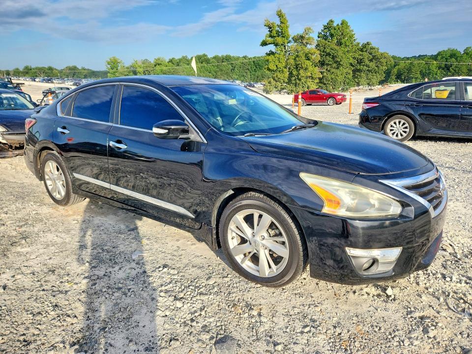 2015 NISSAN ALTIMA 2.5 — Фото 4 из 12