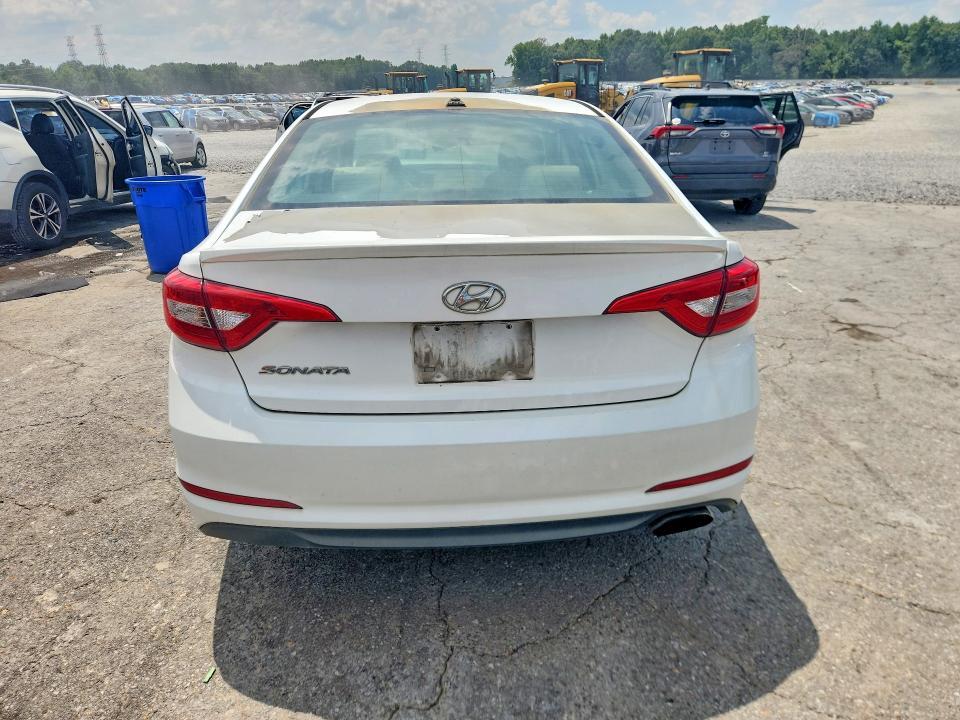 2015 HYUNDAI SONATA SE — Фото 6 из 12