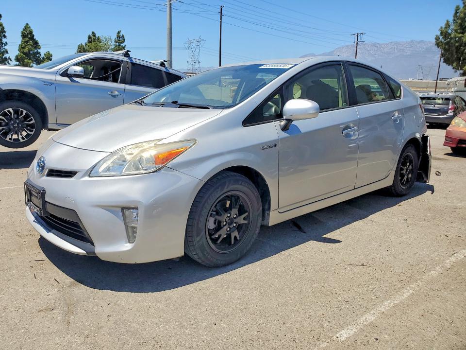 JTDKN3DU2F0475103 2015 TOYOTA PRIUS photo no. 1
