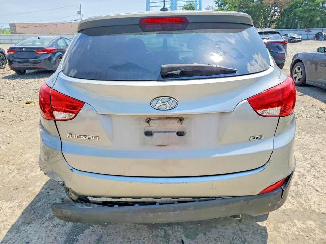 2014 HYUNDAI TUCSON GLS — Фото 6 из 12