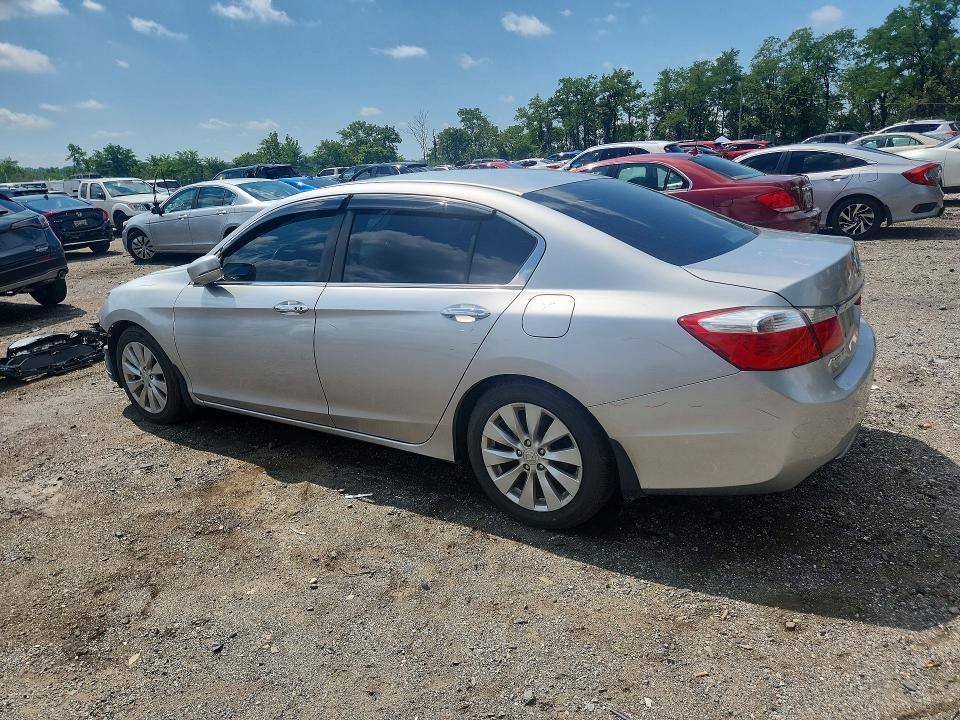 2014 HONDA ACCORD EX — Фото 2 из 12