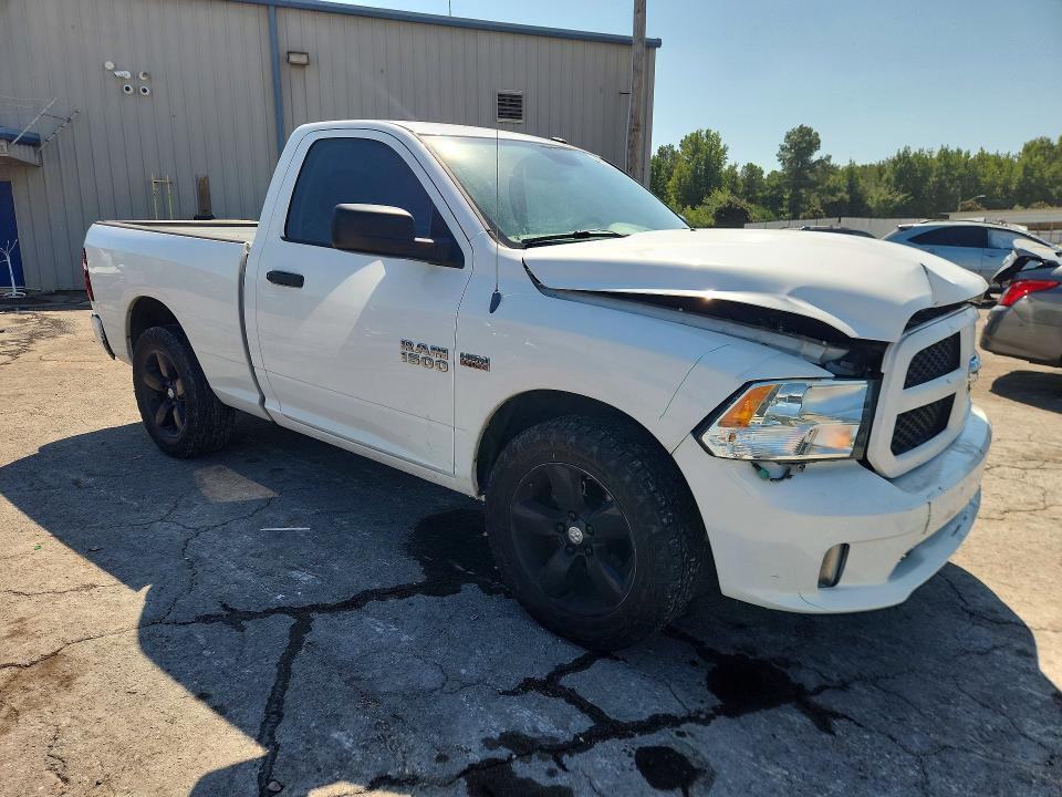 2014 RAM 1500 ST — Фото 4 из 12