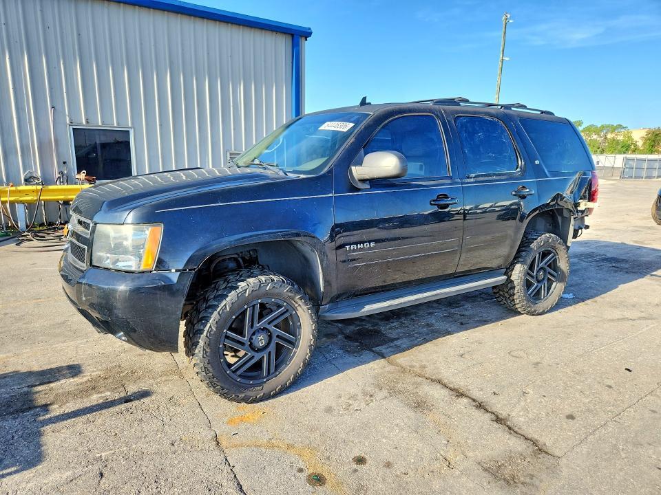 2014 CHEVROLET TAHOE 1GNSCBE00ER196097