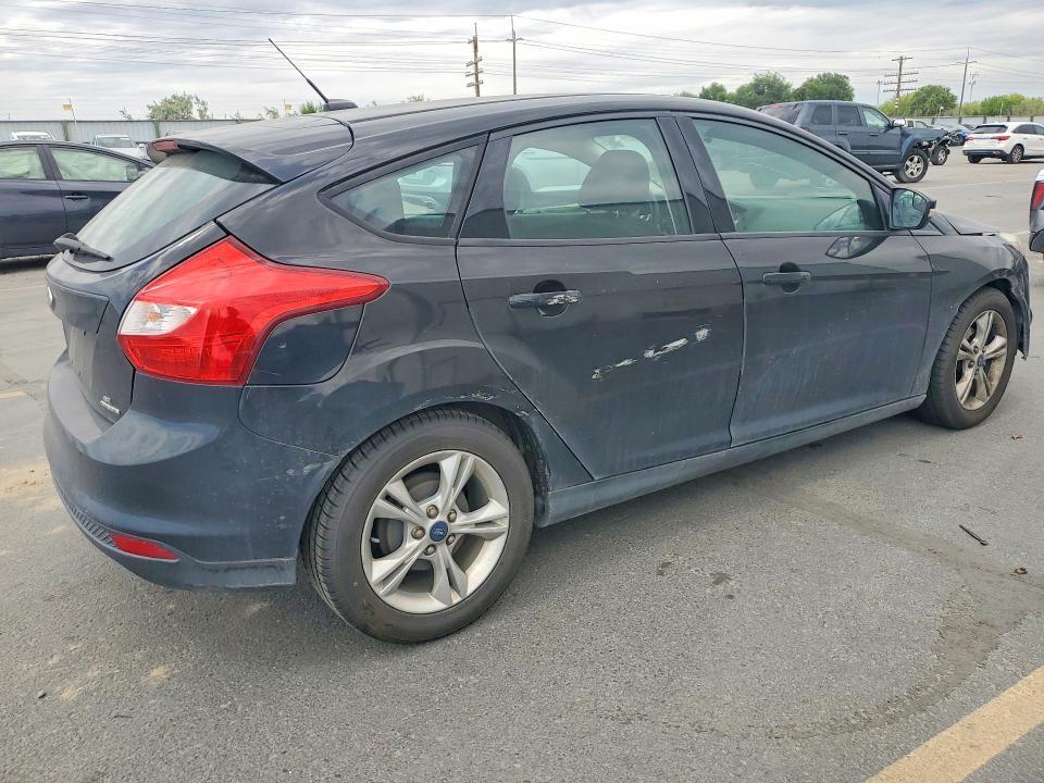 1FADP3K20EL278258 2014 FORD FOCUS photo no. 3