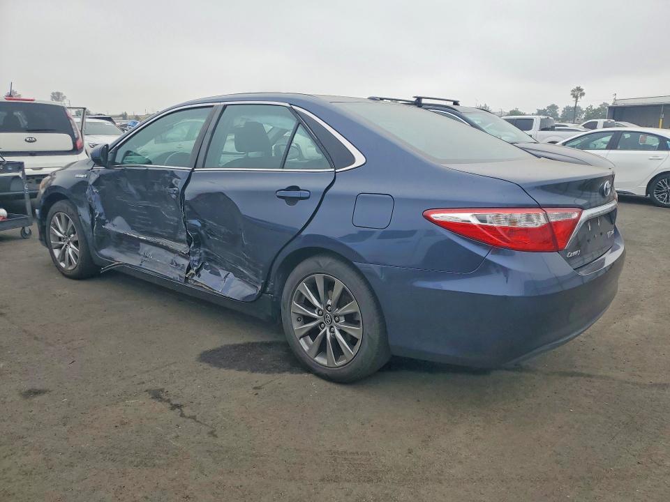 2016 TOYOTA CAMRY HYBRID XLE — Фото 2 из 12