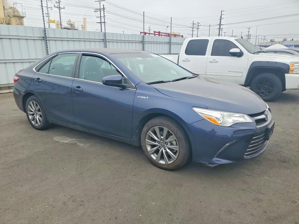 2016 TOYOTA CAMRY HYBRID XLE — Фото 4 из 12