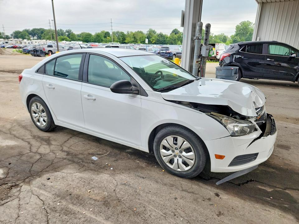 2013 CHEVROLET CRUZE LS — Фото 4 из 12