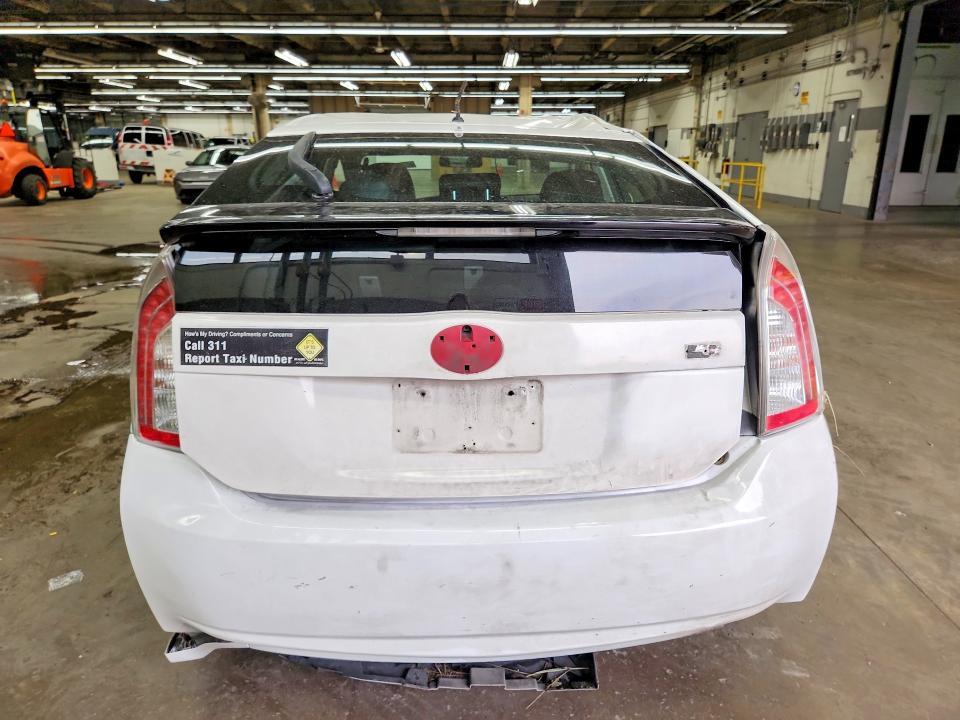 JTDKN3DU8D0337109 2013 TOYOTA PRIUS photo no. 6