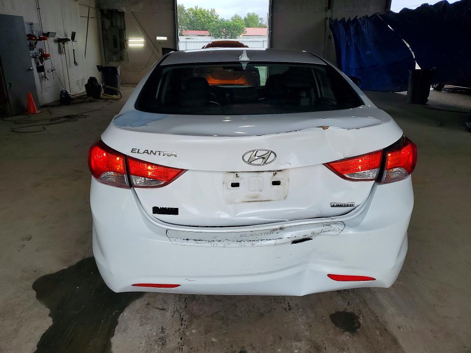2013 HYUNDAI ELANTRA LIMITED — Фото 6 из 12