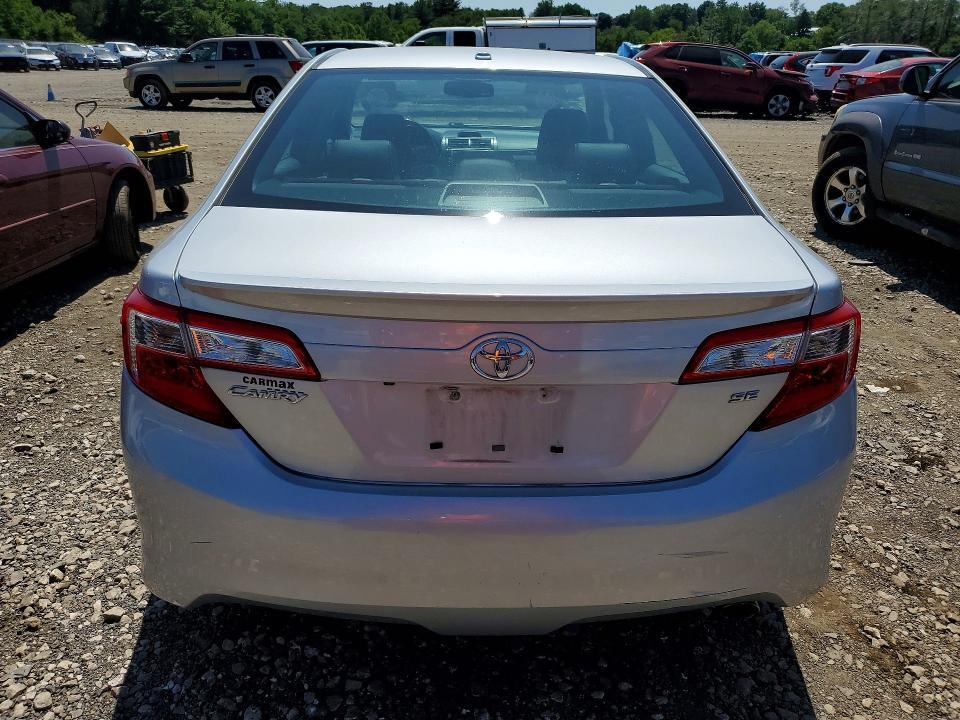 2012 TOYOTA CAMRY SE — Фото 6 из 12