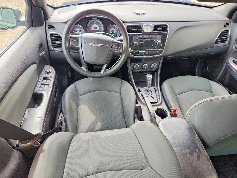 2012 CHRYSLER 200 LX — Фото 8 из 12