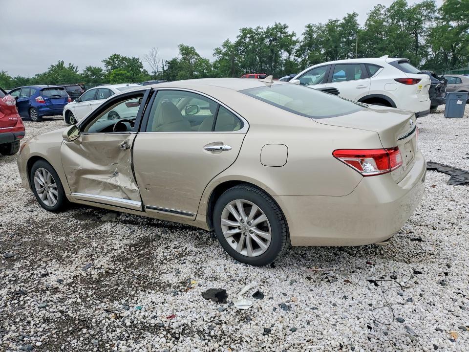2012 LEXUS ES 350 — Фото 2 из 12