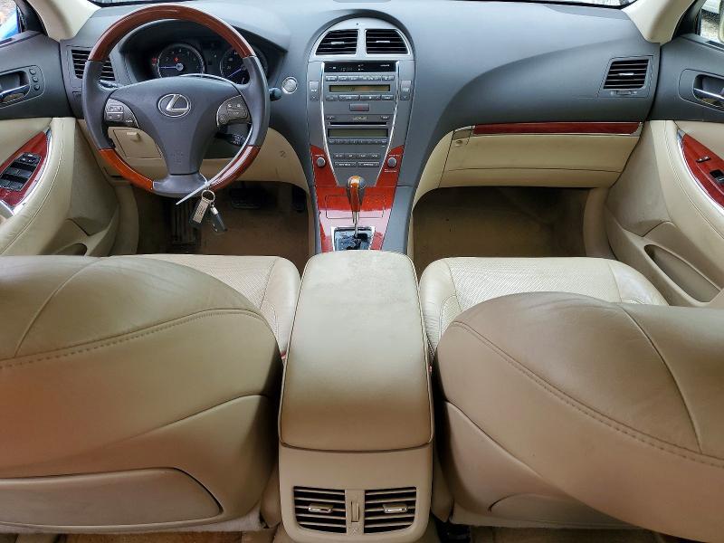 2012 LEXUS ES 350 — Фото 8 из 12