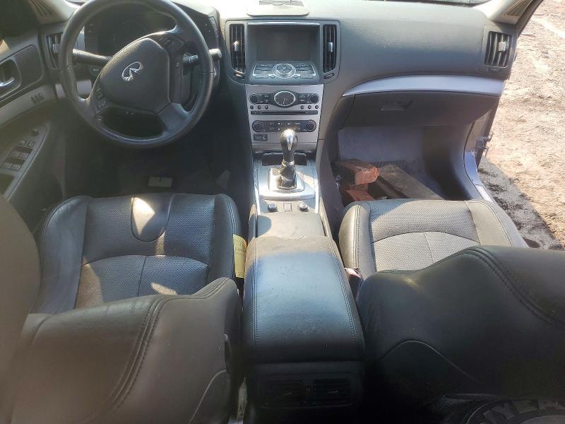 2011 INFINITI G37 — Фото 8 из 12