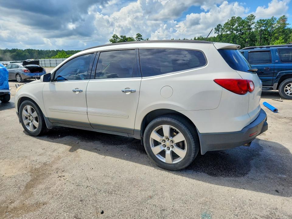 2011 CHEVROLET TRAVERSE LTZ — Фото 2 из 13