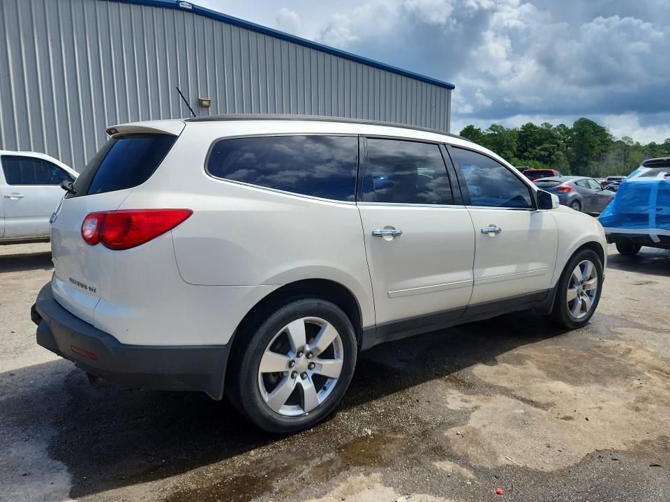 2011 CHEVROLET TRAVERSE LTZ — Фото 3 из 13